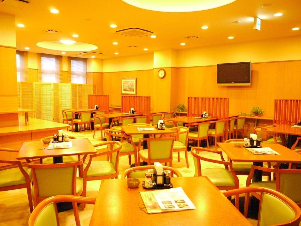 Hotel Route-Inn Toyokawa Inter Екстериор снимка