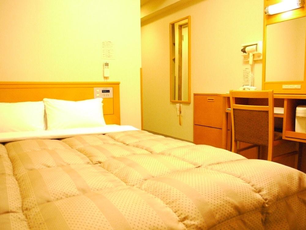Hotel Route-Inn Toyokawa Inter Екстериор снимка