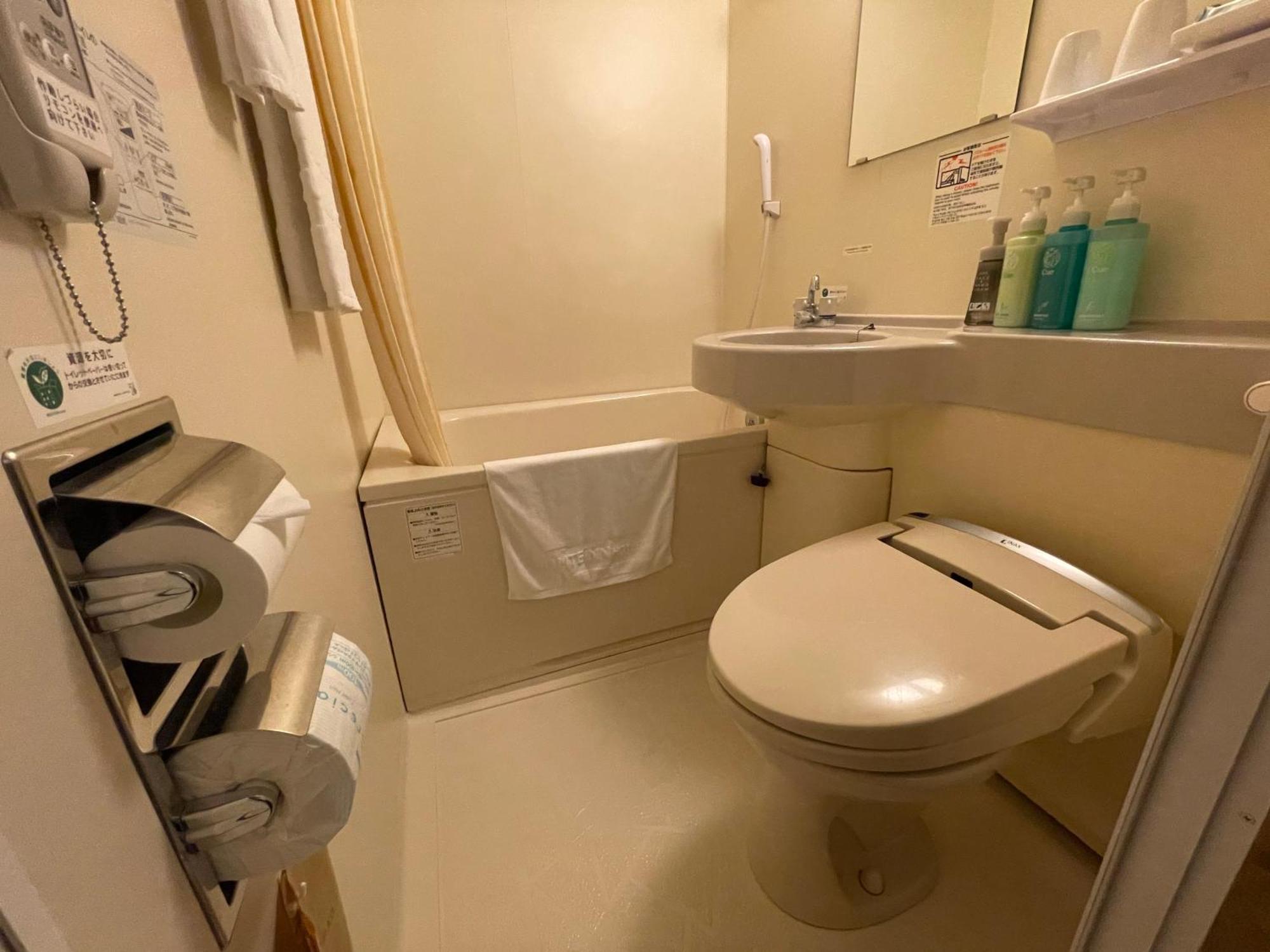 Hotel Route-Inn Toyokawa Inter Екстериор снимка